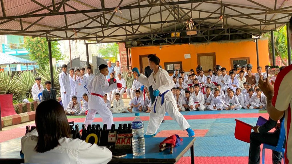 तुलसीपुरमा फ्रेन्डसिप कराते च्याम्पियनसिप सम्पन्न